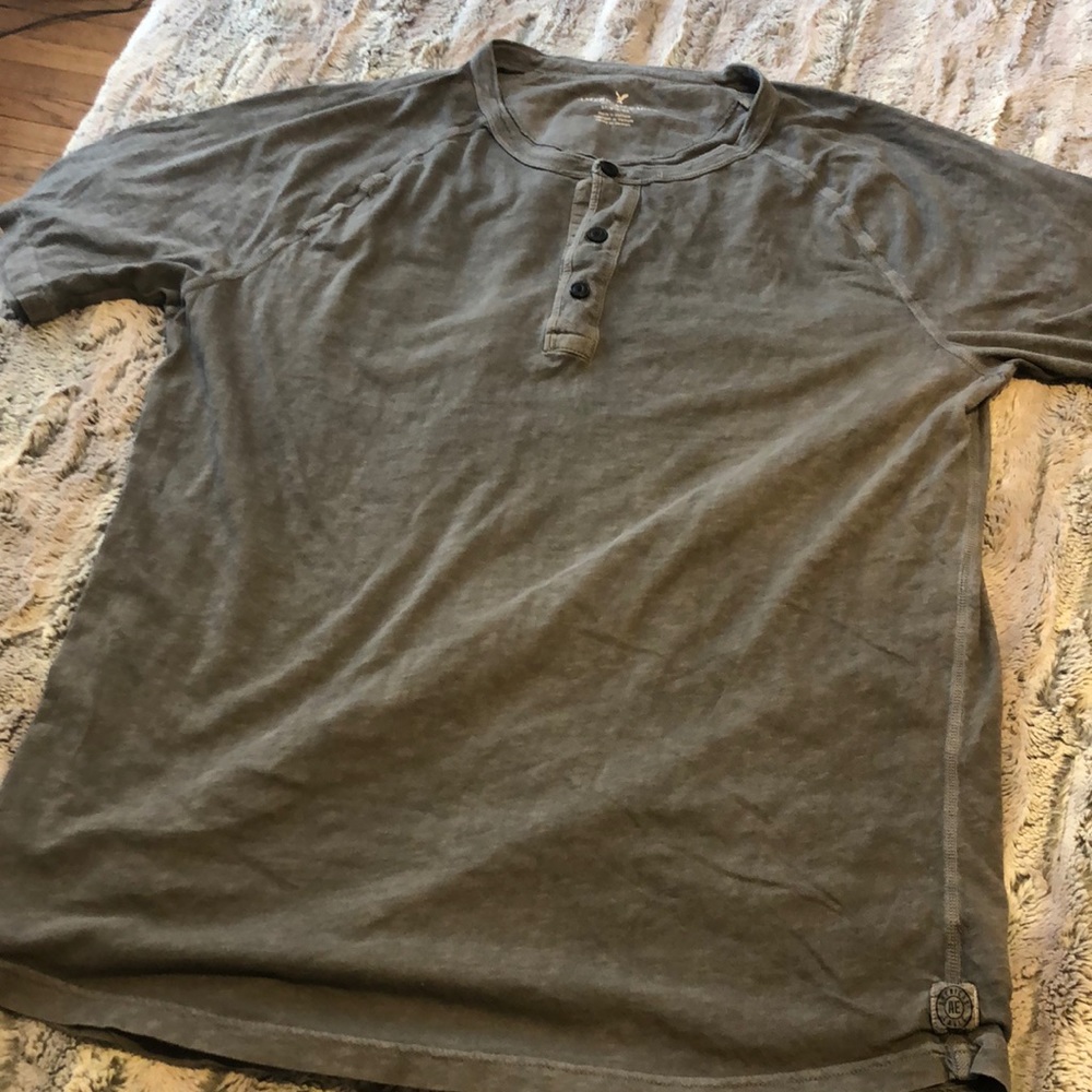 American eagle henley t shirt large gray